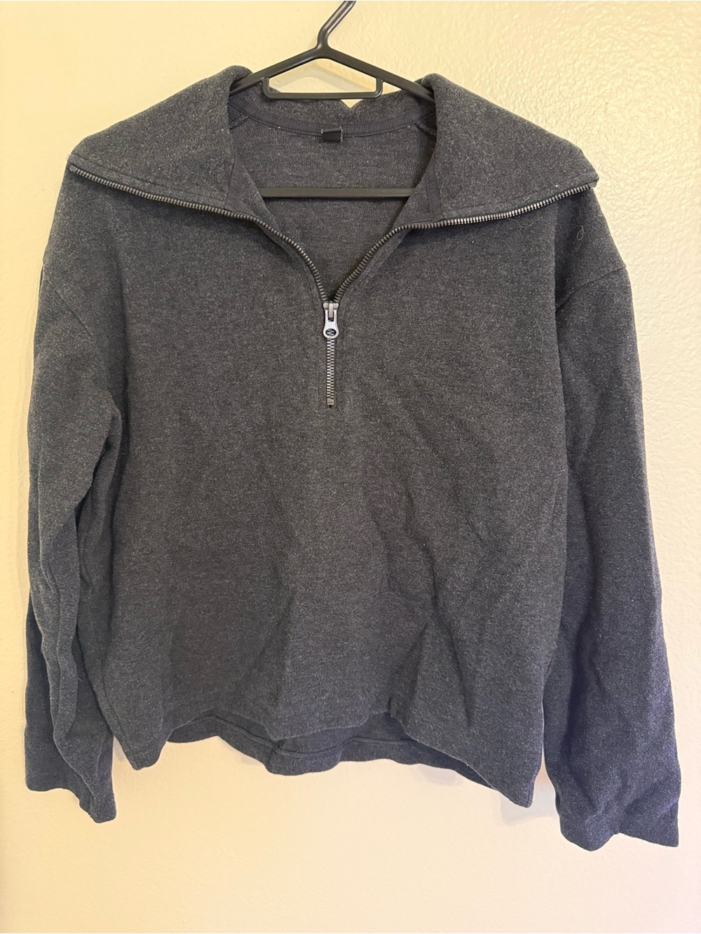 Half-Zip Pullover Sweater - Charcoal Gray